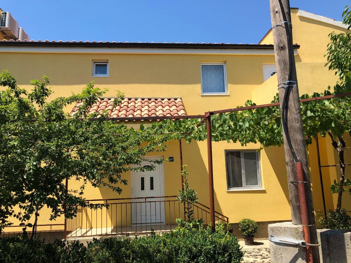 Apartmani Bm Biograd Na Moru Exteriér fotografie