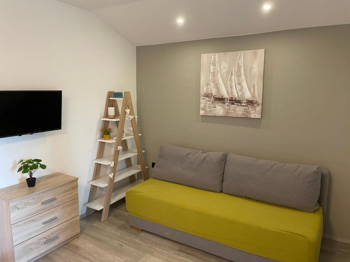 Apartmani Bm Biograd Na Moru Exteriér fotografie